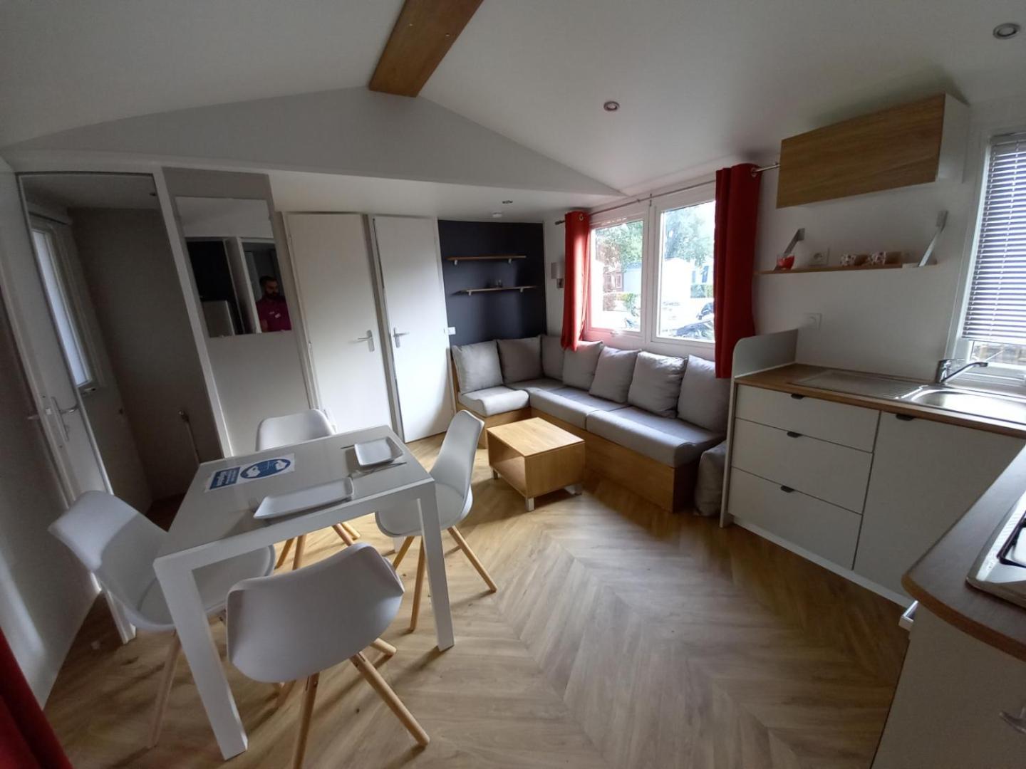 Mobile Home For You Les Rives De Condrieu Exterior photo